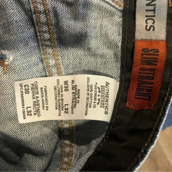 ~Signature Authentics Levi’s~ - Size 30 - Picture 3 of 6